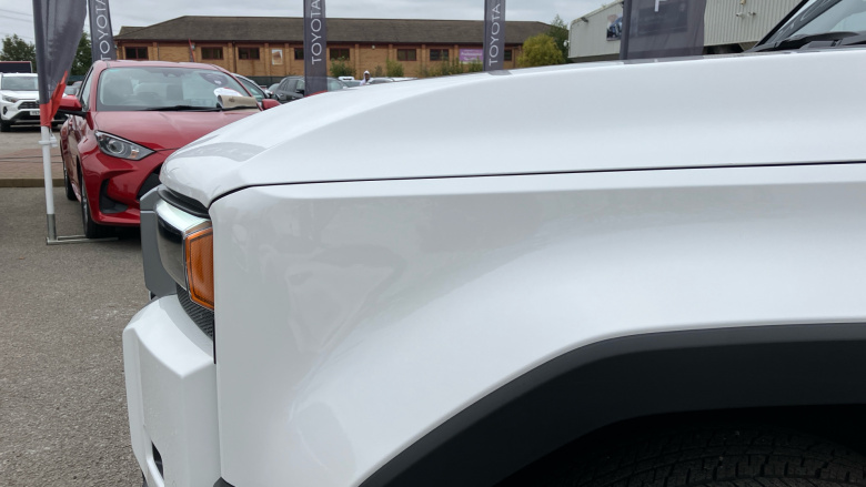 Toyota Land Cruiser Diesel 2.8D 205 Commercial Auto